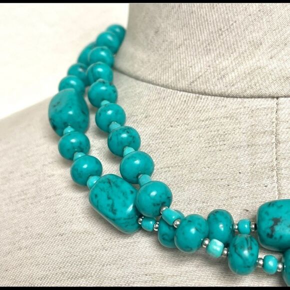 Premier Designs double stranded turquoise necklace - Picture 5 of 11